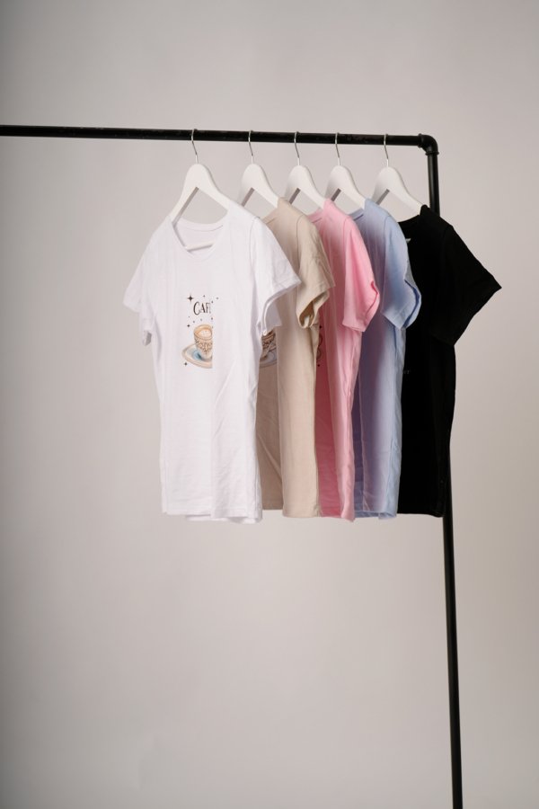 Remera manga corta jersey estampado taza de "CAFE"