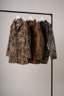Saco mediano paño animal print "CLARY"