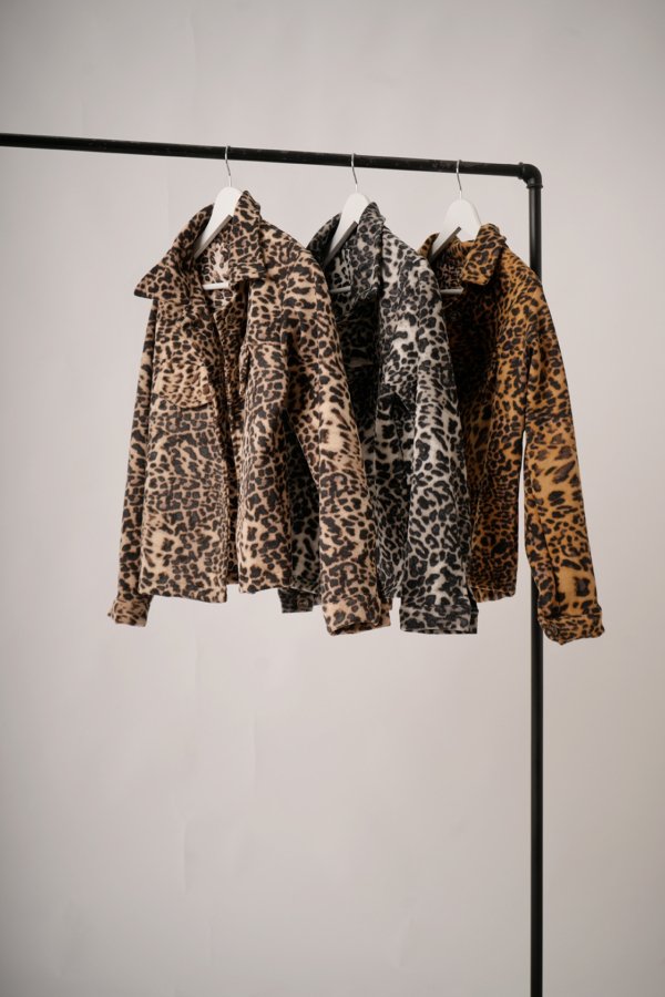 Saco corto paño animal print "DROP"