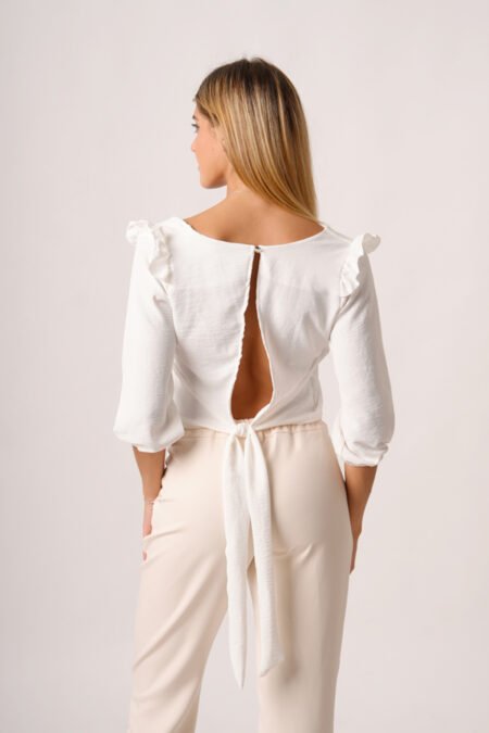 Remera cey liso cuello v manga 3/4 hombro volado boton atras y para atar "KALI" - Imagen 4