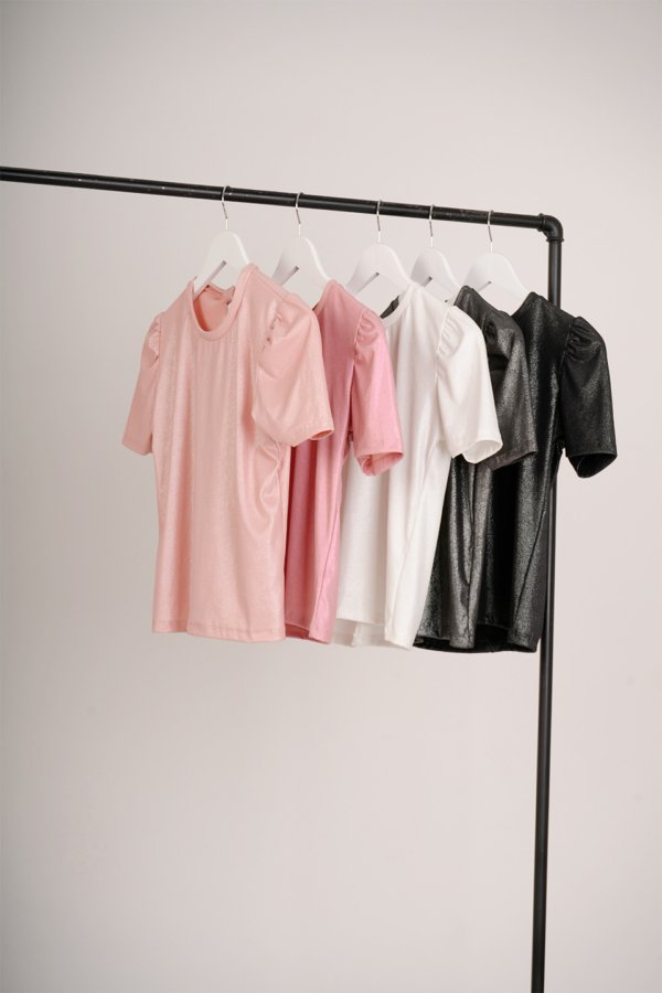 Remera morley foil brilloso con moño atras "MURA"