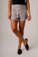 Short lino rayado con elastico y 3 botones "NERINA"