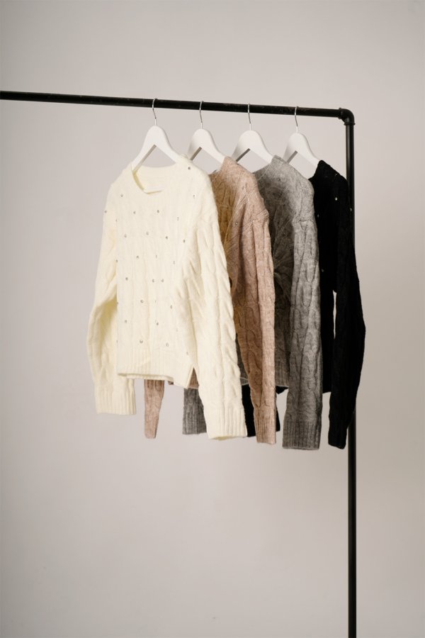 Sweater corto con tachas "SIDNEY"