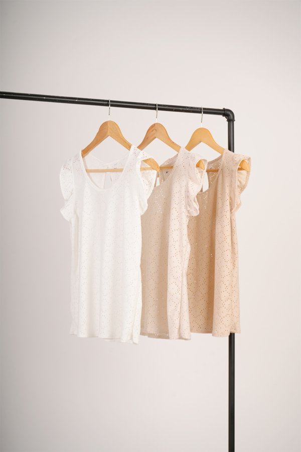 Musculosa broderie punto tela flor chico "VERSA"