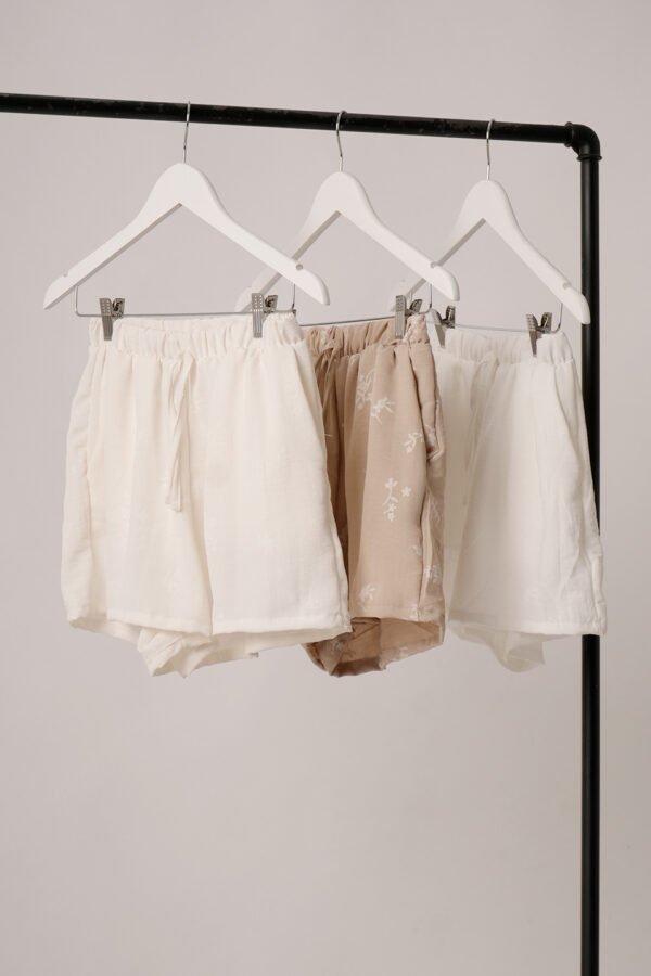 Short cey broderie puffing "TIMA"