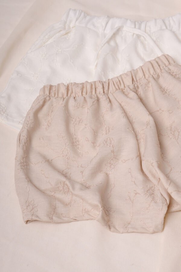Short lino twill broderie "VIANNA"