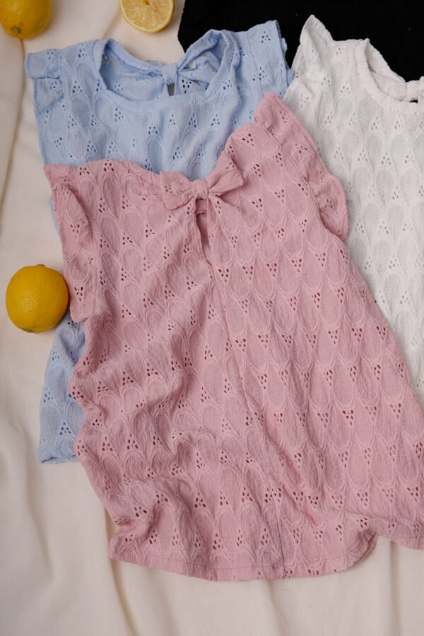 Musculosa gota con moño atras broderie crep "ANA"