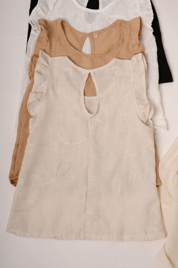 Musculosa con gota tela lino broderie "ROMY"