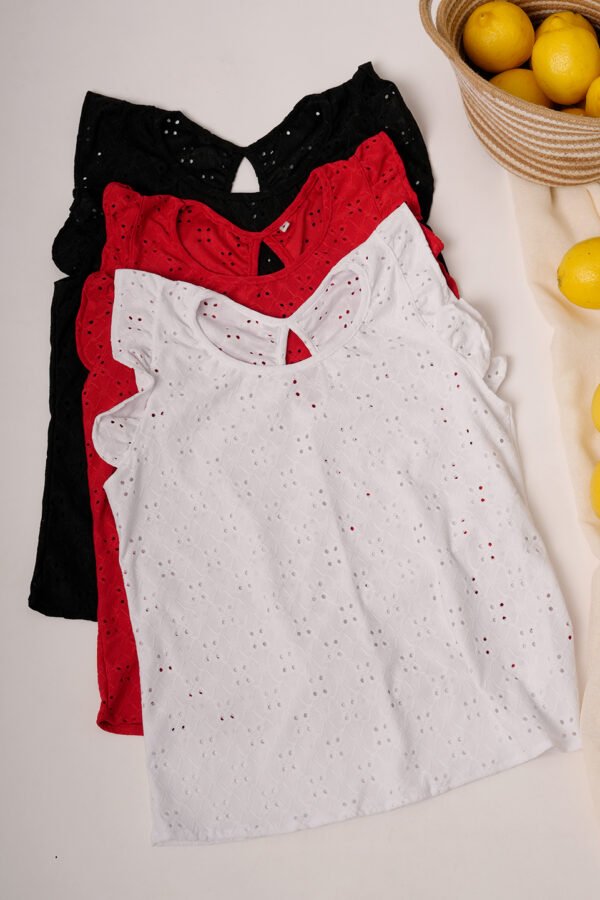 Musculosa con gota broderie punto flor "MOGAN"