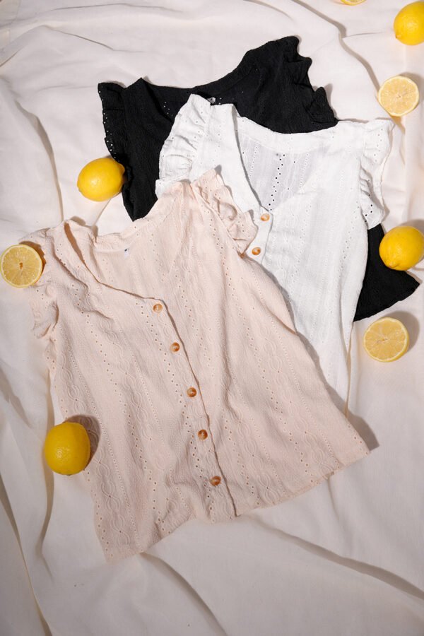 Musculosa volado con botones broderie crep "JAMAICA"
