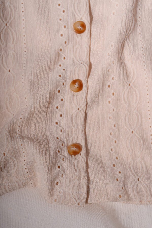 Musculosa volado con botones broderie crep "JAMAICA"