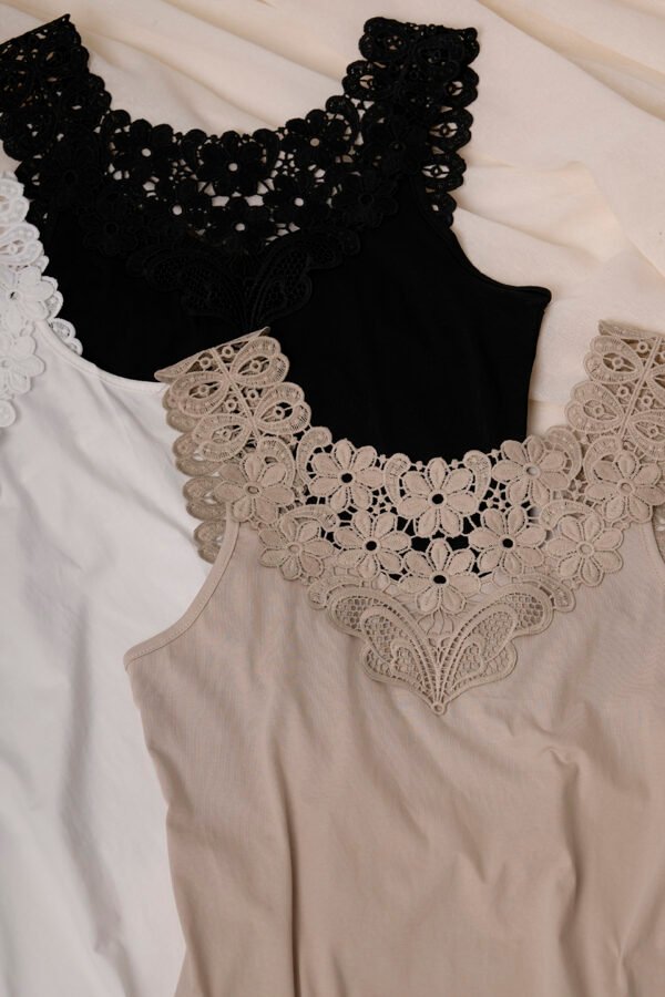 Musculosa bretel broderie "CRETA"