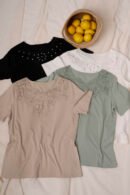 Remera manga corta lycra puntilla-tacha broderie "NADIR"