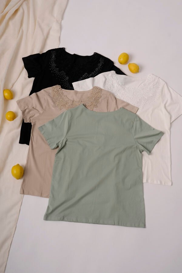 Remera manga corta lycra puntilla-tacha broderie "KRISTEN"
