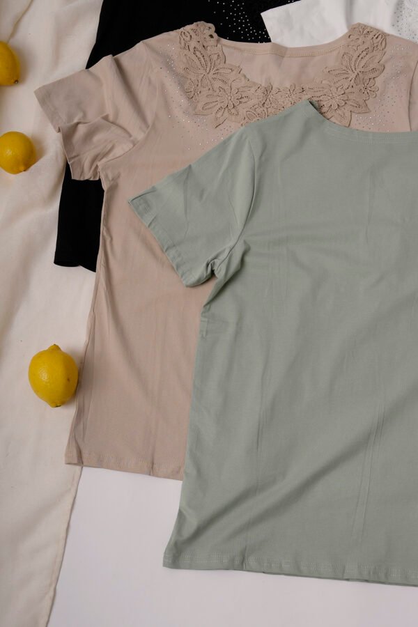 Remera manga corta lycra puntilla-tacha broderie "KRISTEN"