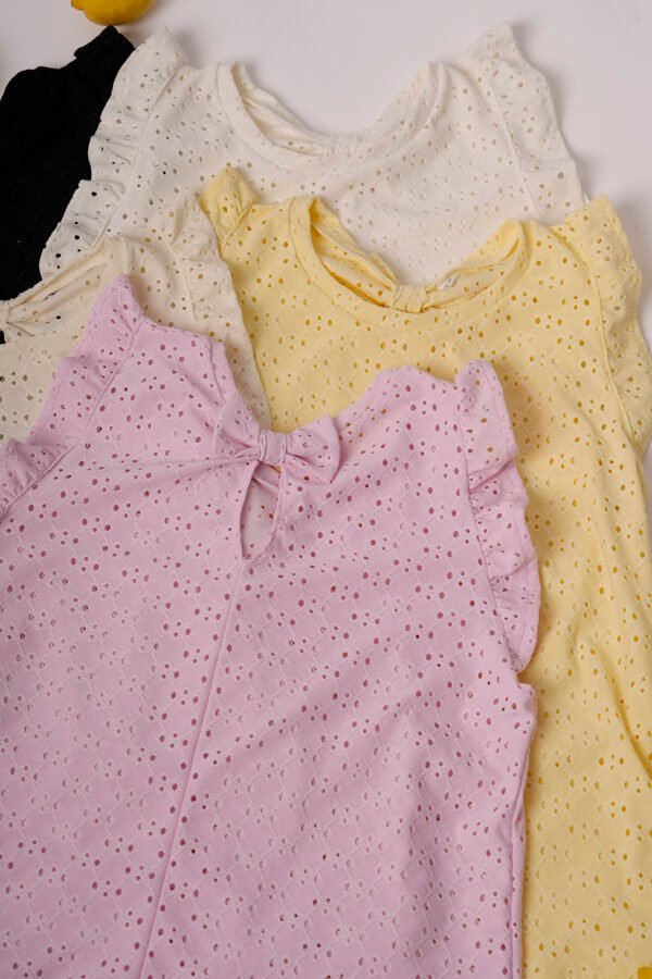 Musculosa gota con moño atras broderie punto "TERE"