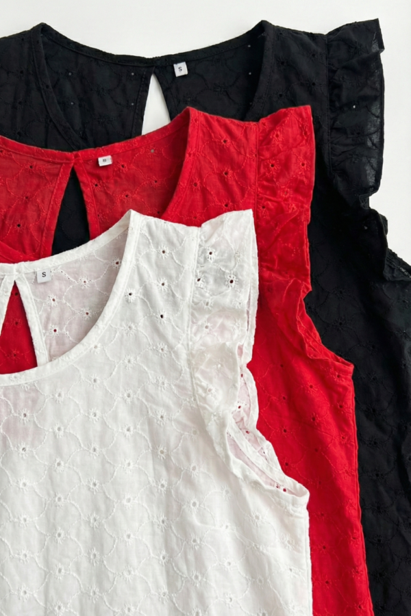 Musculosa con gota broderie plano "GELLY"