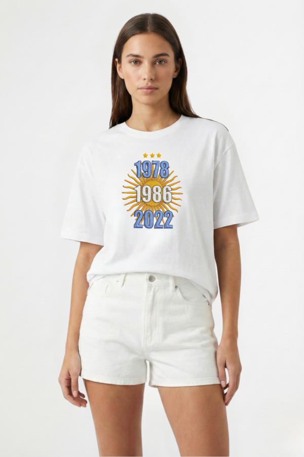 Remera boxy ribb sol y fechas en DTF "CAMPEON"