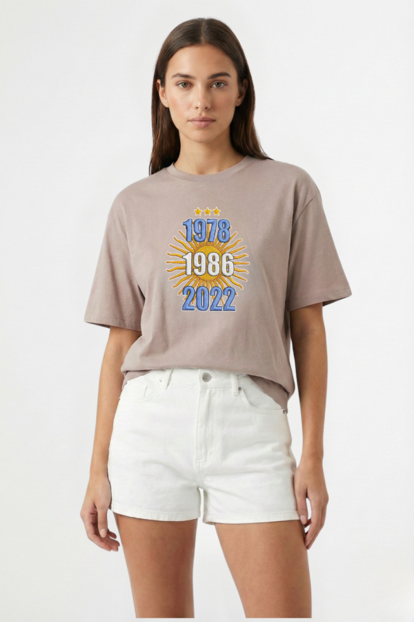 Remera boxy ribb sol y fechas en DTF "CAMPEON"