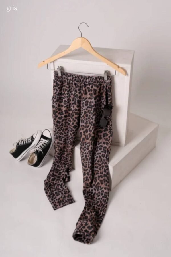 Babucha lanilla tejido morley animal print "CIELA"