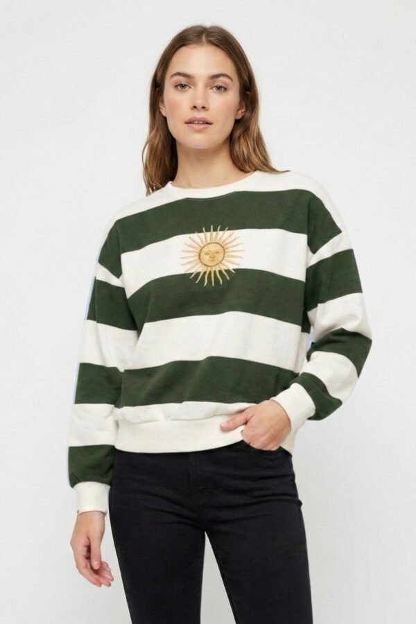 Buzo Boxy Frisado Cuello Redondo Rayado Sol De Mayo Bordado "MONTI"