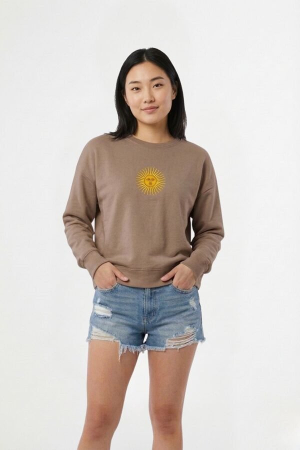 Buzo rustico frisado cuello redondo sol bordado "CINTIA"