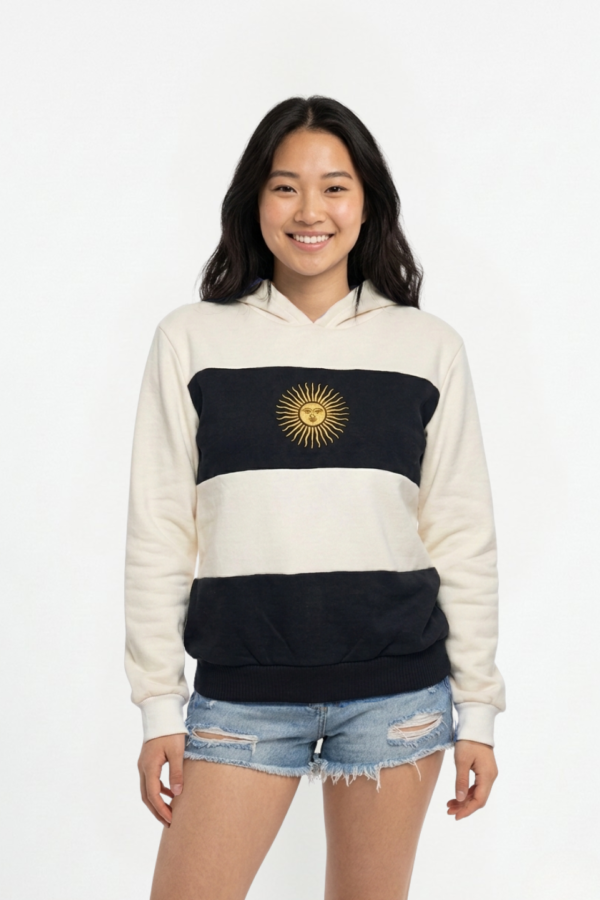 Buzo Frisa Peinado Con Capucha Sol De Mayo Bordado "MUNDIAL"