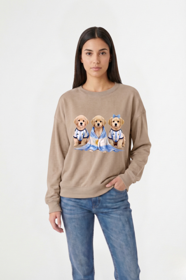 Buzo Rustico Frisado Cuello Redondo 3 Perros Golden Con Camiseta En DTF "DOGGY"