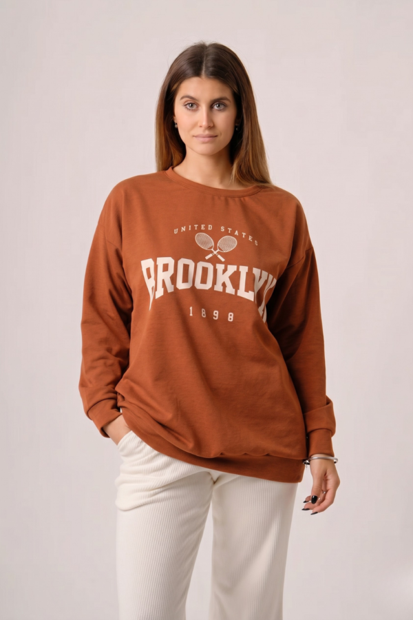 Maxibuzo Rustico Frizado Cuello Redondo Estampa Brooklyn 1898 "UNITED STATES"