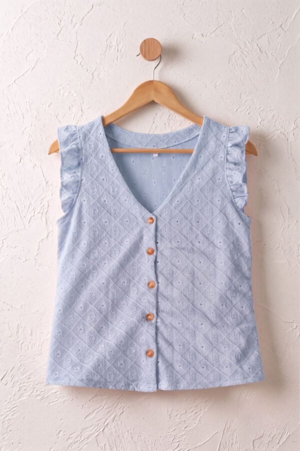 Musculosa volado con botones broderie crep "BLOOM"