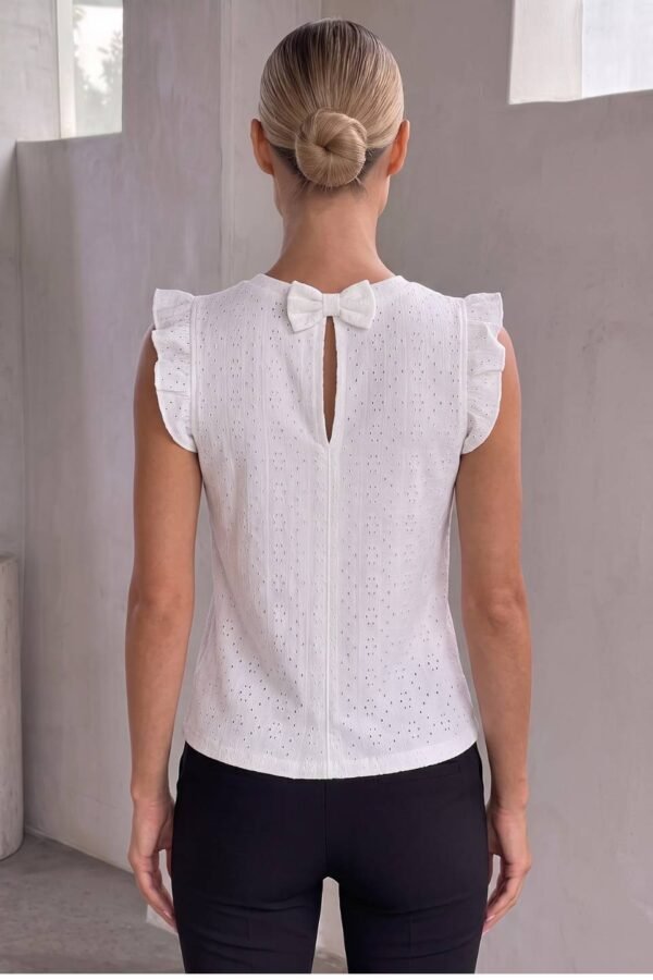 Musculosa gota con moño atras broderie crep "PAO"